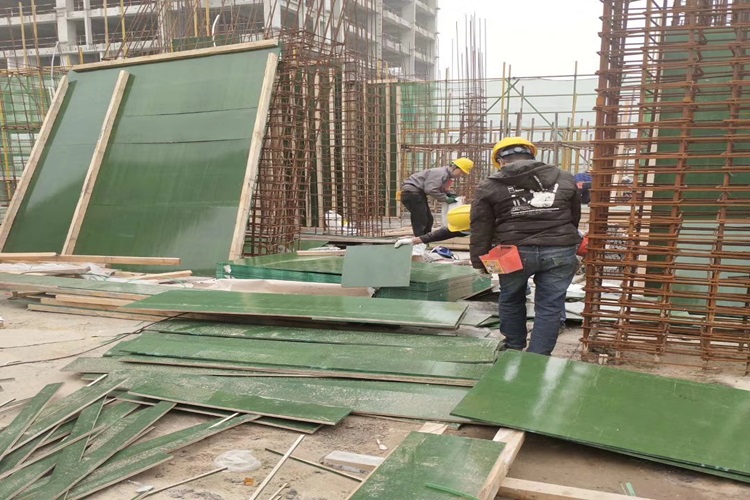 工程師的智慧之選：覆塑模板，加速夢想進(jìn)程